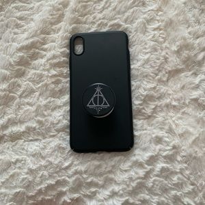 Black iPhone XS Max case
